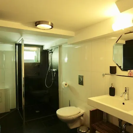 Het Groene مونشاو